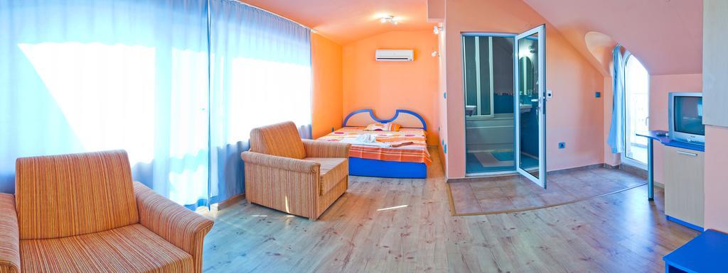 Dara Hotel Primorsko Exterior foto